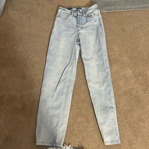 wild fable high rise straight leg jeans,light wash and comfy.